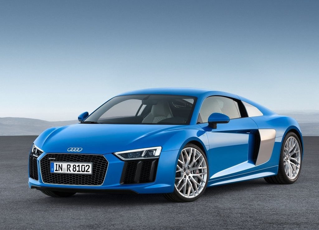 AUDI R8 V10